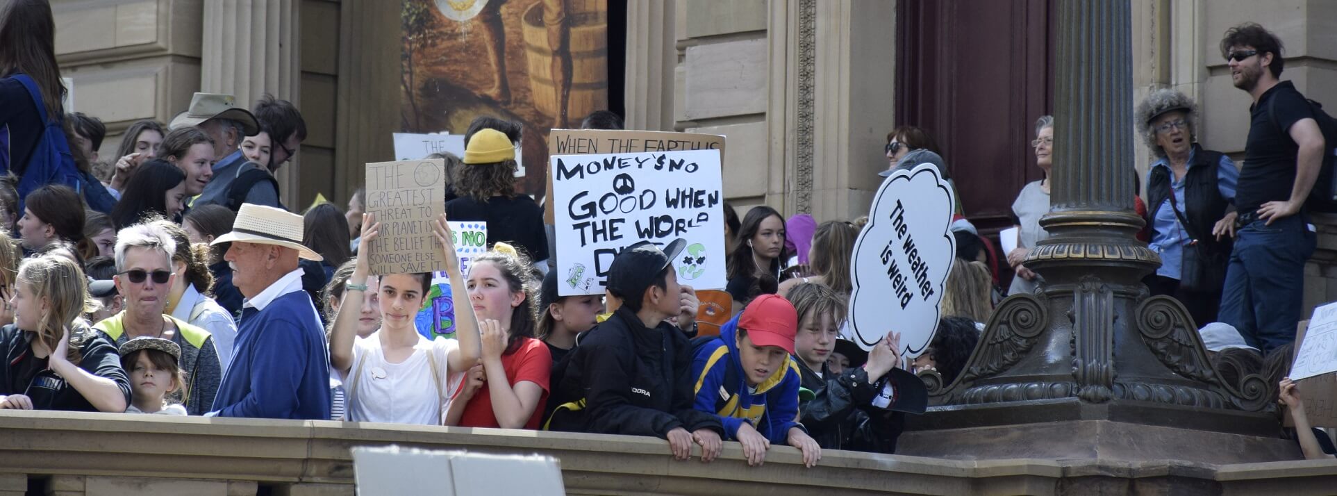 banner School Strike 4 Climate in Melbourne, 15 March 2019.